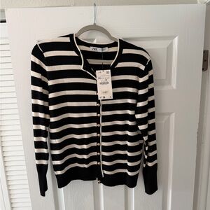 Zara Black and White Striped Women's Sweater